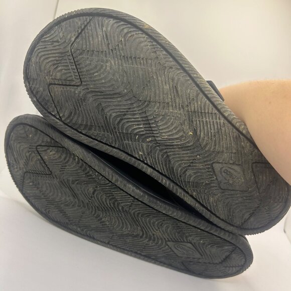Chaco Black Slide Sandals With Adjustable Straps 9 - Picture 4 of 9